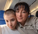 10-летний Ной Бадеян благодаря сахалинцам начал лечение в Харбине, но сбор еще продолжается