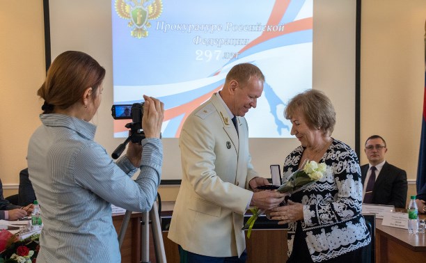 За прошлый год в Сахалинской области ликвидированы долги по зарплате на 150 миллионов рублей За прошлый год в Сахалинской области ликвидированы долги по зарплате на 150 миллионов рублей