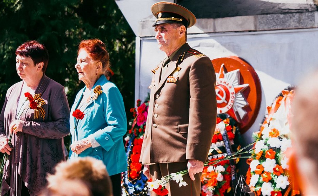 Выплату в честь 80-летия Победы получили 353 жителя Сахалинской области