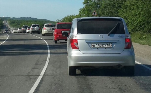 Два ДТП затруднили движение по автодороге к селу Троицкому (ФОТО) Два ДТП затруднили движение по автодороге к селу Троицкому (ФОТО)