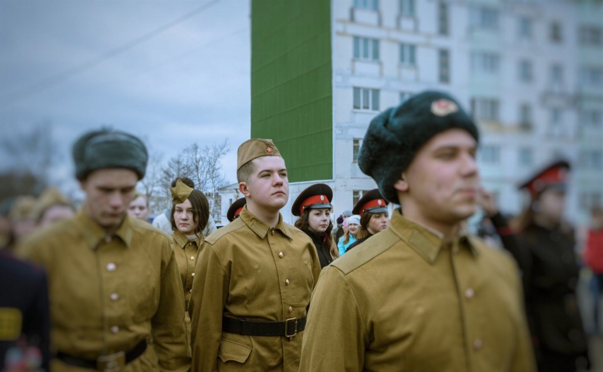 Сахалинские волонтеры примут участие в параде Победы в Москве