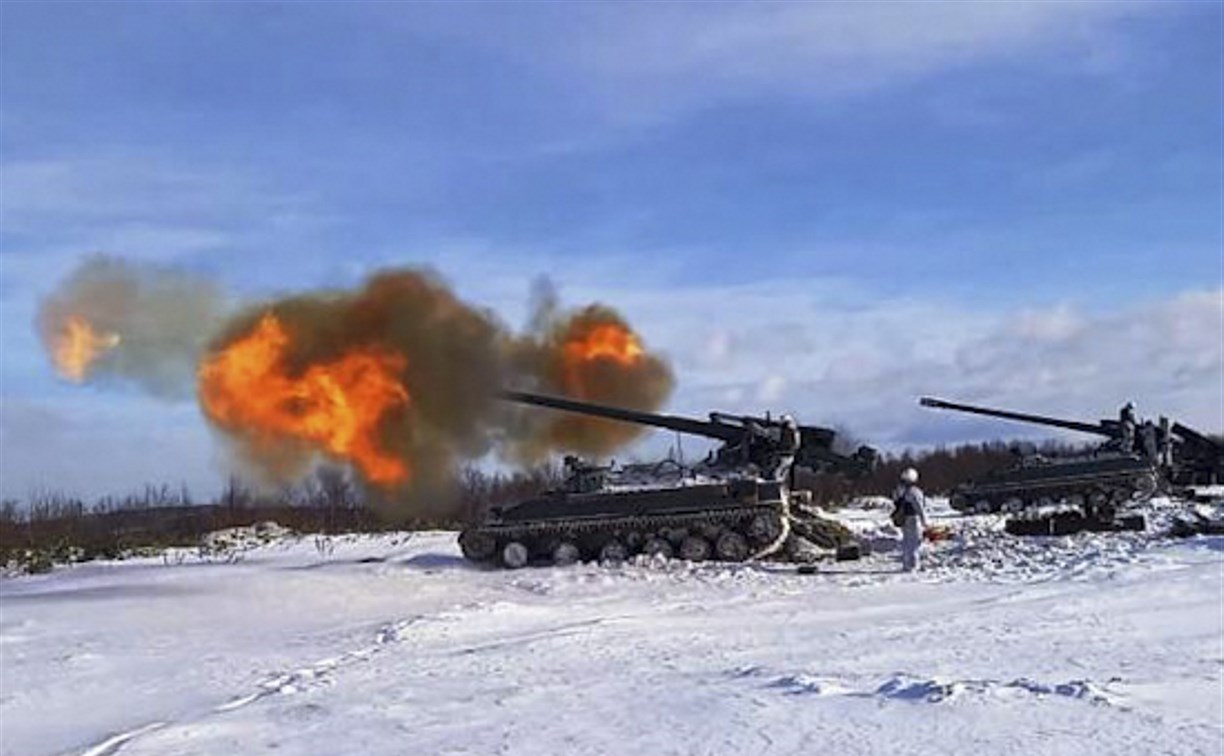 На Сахалине артиллеристы тренировались с беспилотной авиацией