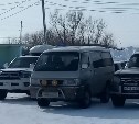 Школьный автобус перестал забирать детей в Стародубском из-за рыбаков