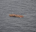Поиски пропавшего экипажа судна «Парамушир», перевернувшегося у Шумшу, приостановлены