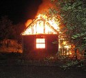 Дачный дом сгорел в СНТ Южно-Сахалинска