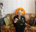 Бывшую фронтовую медсестру из поселка Весточка поздравили с 90-летием