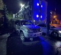 В Южно-Сахалинске ищут виновника аварии с участием внедорожника