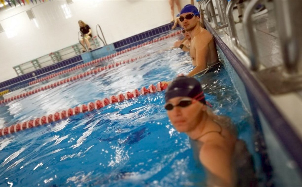 За полгода сахалинские триатлонисты проплыли в бассейне «на зачёт» 2,4 километра