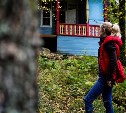 Депутат предложила отобрать телефоны у детей в лагерях