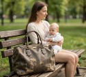 Сахалинка обокрала молодую мать, но притворилась, что делает доброе дело