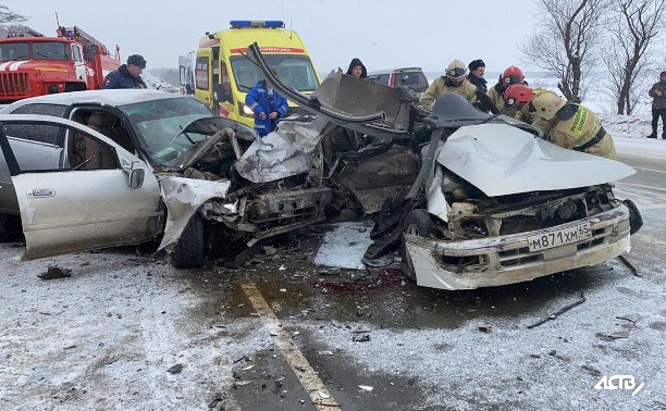 Один человек погиб и четверо пострадали в ДТП в Анивском районе