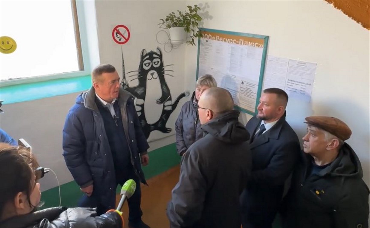В Александровск-Сахалинском районе в этом году отремонтируют 80 подъездов и почти 70 дворов
