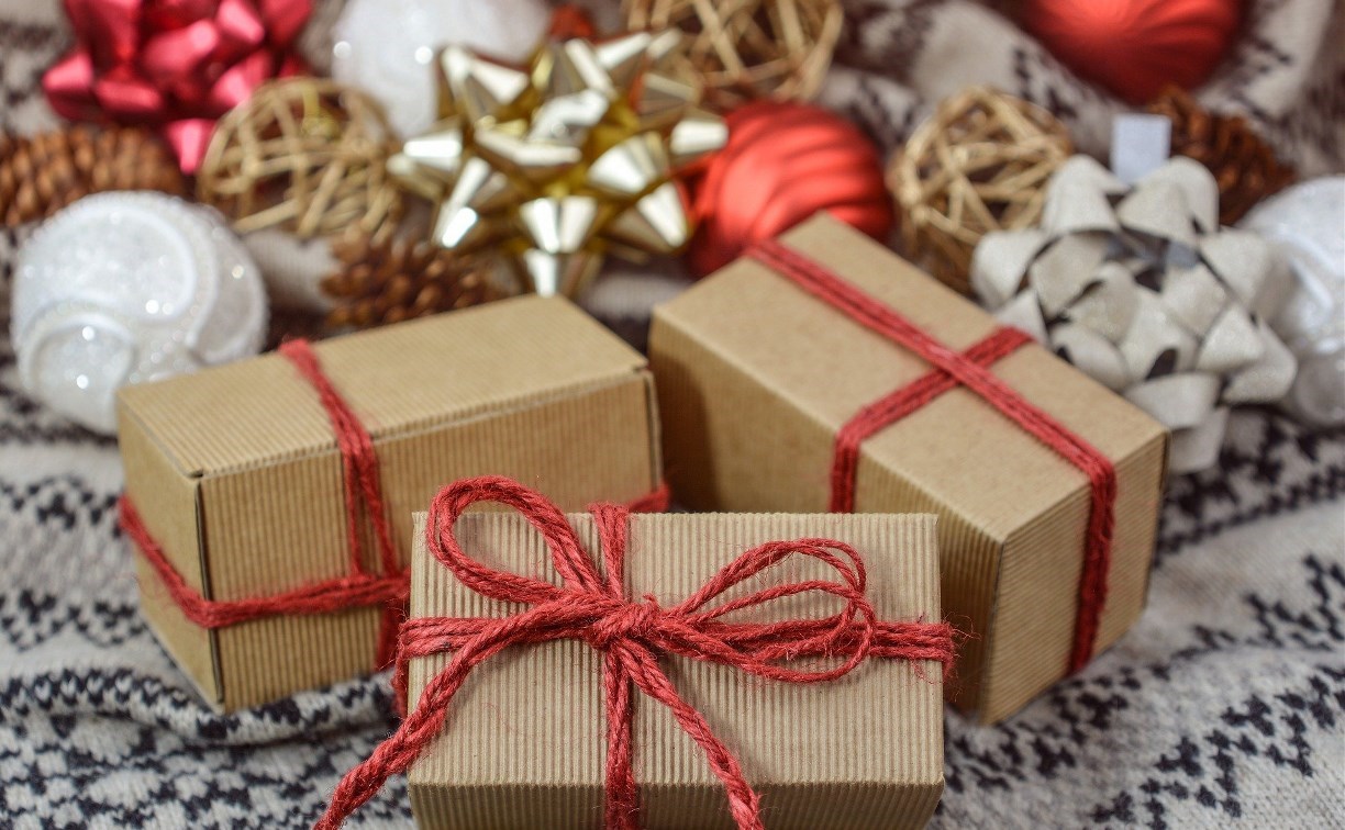 Женщины и мужчины назвали самые желанные новогодние подарки