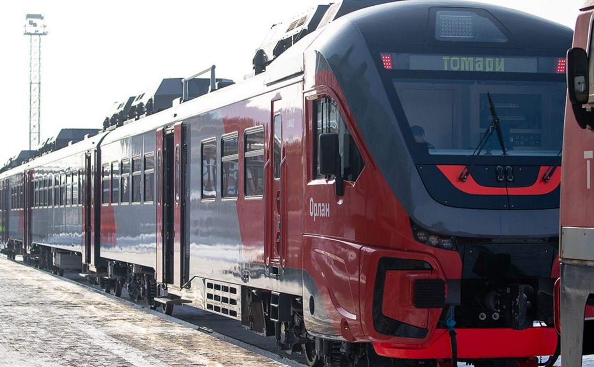 Сахалинцы раскупили все билеты на ретропоезд Победы