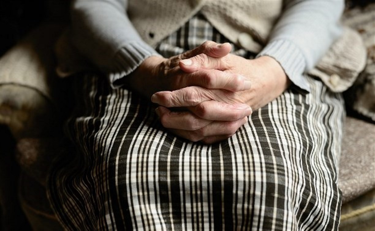 Пожилая женщина-инвалид на Сахалине четыре года не может попасть в санаторий