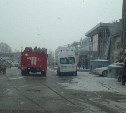 Здание железнодорожного вокзала в Южно-Сахалинске вновь оцепили спецслужбы
