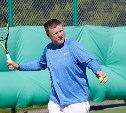 Евгений Кафельников сыграл с южно-сахалинскими теннисистами