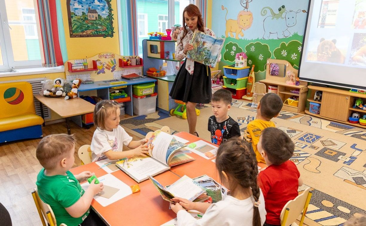 Хранитель нивхских легенд: юных южносахалинцев знакомят с творчеством Владимира Санги