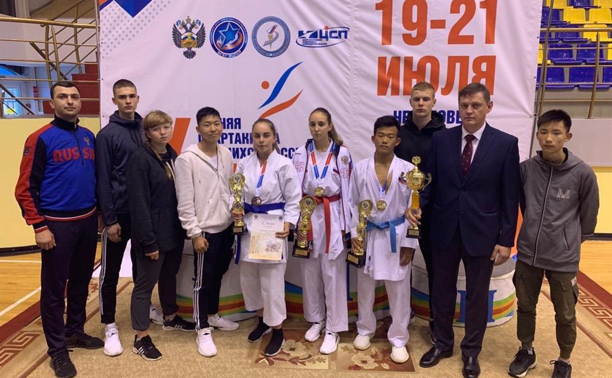 Сахалинские каратисты завоевали три медали спартакиады учащихся России