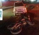 Девушка на Jimny задним ходом сбила 17-летнего мотоциклиста на Курилах 