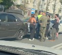 Сразу три: автомобилисты сообщают о массовой аварии в Южно-Сахалинске