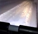 Сахалинка рассказала, как автобус с людьми преодолевал сугробы на трассе