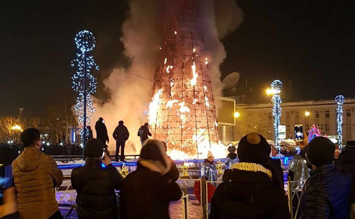 Спасатели Южно-Сахалинска просят откликнуться очевидцев новогоднего пожара 