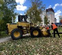 В Южно-Сахалинске обустраивают площадку для высадки детей у Восточной гимназии