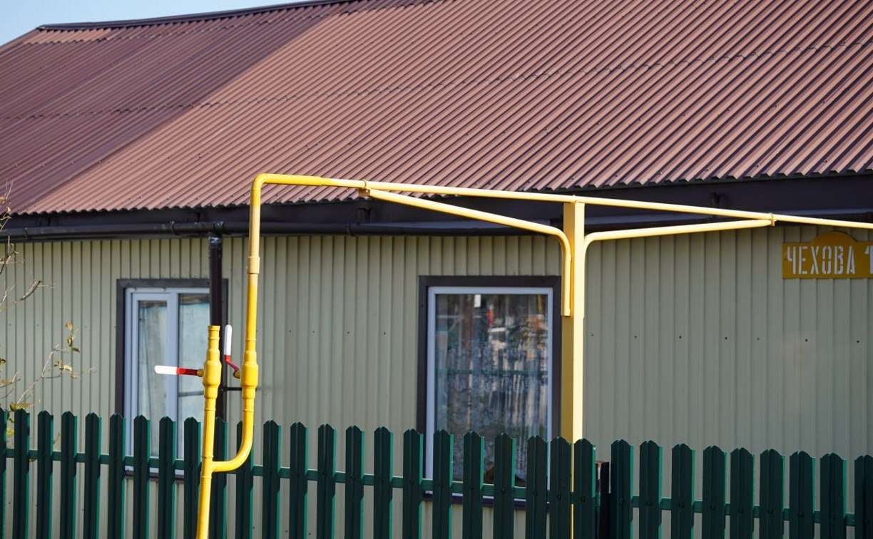 Дома на четырех улицах Анивы подключают к новому газопроводу 