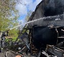 В сахалинском СНТ "Труд" сгорел дачный домик