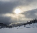 Снежно в южных районах, морозно – в центральных: прогноз погоды для Сахалина и Курил на 24 января