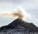 На Камчатке взрывы на вулкане могут поднять пепел на 15 километров в небо