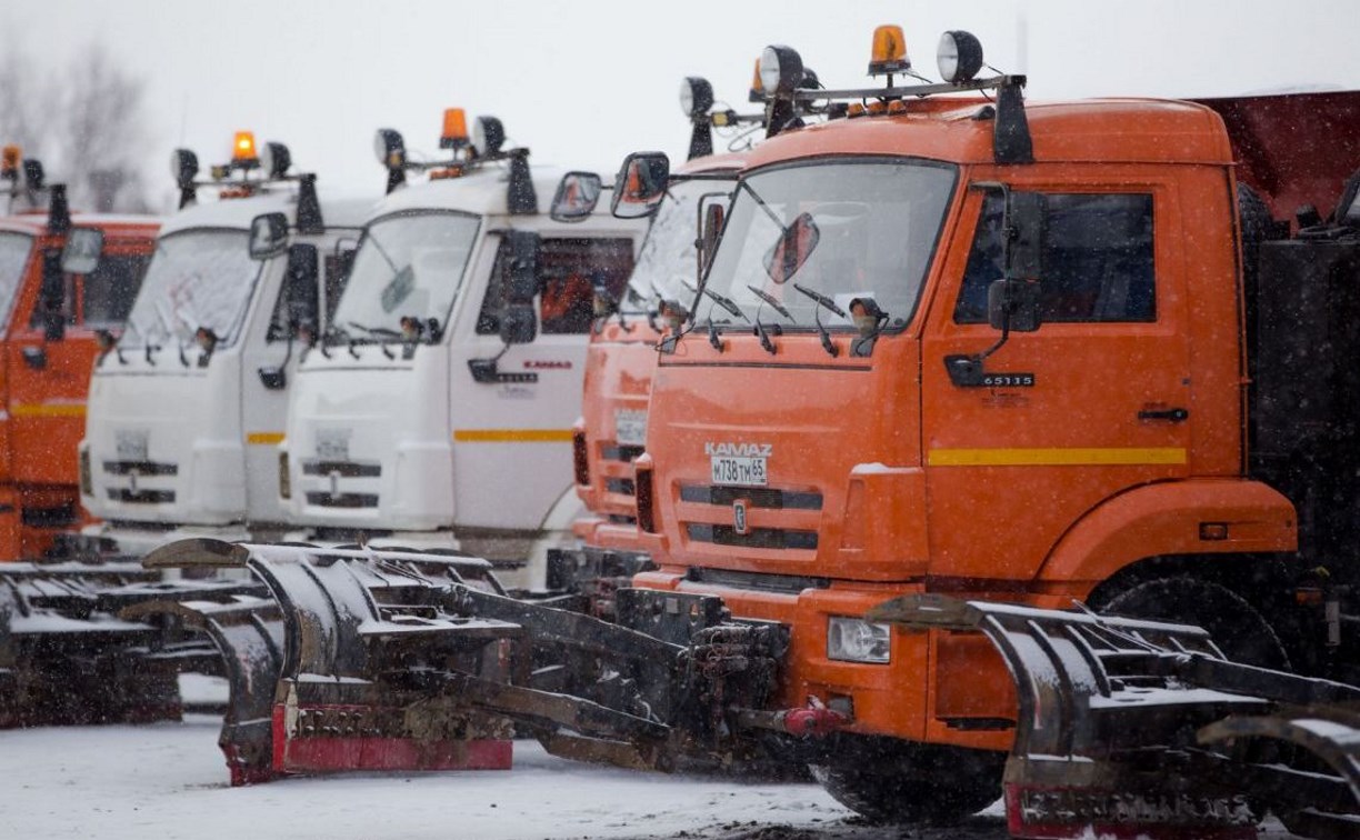 К зиме готовы: 500 единиц техники будут наводить порядок на улицах Южно-Сахалинска 