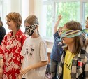 Танцы, тренировки и новые друзья: как началось лето в детских лагерях Южно-Сахалинска
