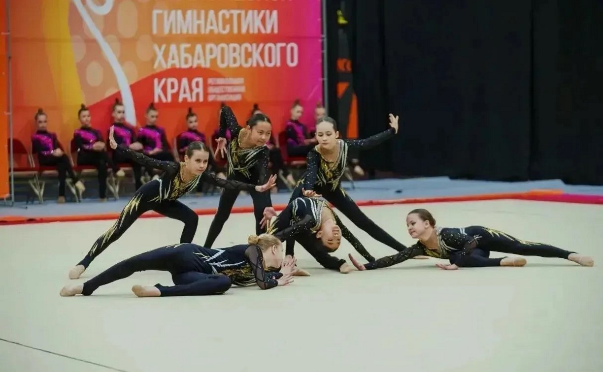 Сахалинские гимнастки привезли 6 медалей с первенства ДФО