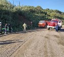 Suzuki вылетел с дороги и завалился на бок в районе Неводского