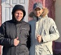 Сахалинец нашёл и отблагодарил мужчину, который в одиночку бросился тушить пожар в его магазине