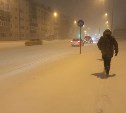 Метель обрушилась на Южно-Сахалинск: на дорогах местами нулевая видимость, один автобус отменили