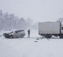 Внедорожник и грузовик столкнулись в районе Пятиречья