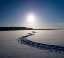 "Поиски продолжались всю ночь": на Сахалине пропали трое человек на снегоходах