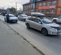 Очевидцев столкновения Toyota Corolla Fielder и Nissan AD ищут в Южно-Сахалинске