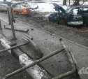 В Южно-Сахалинске ищут очевидцев ДТП, в котором пьяный водитель снёс столб и дорожное ограждение