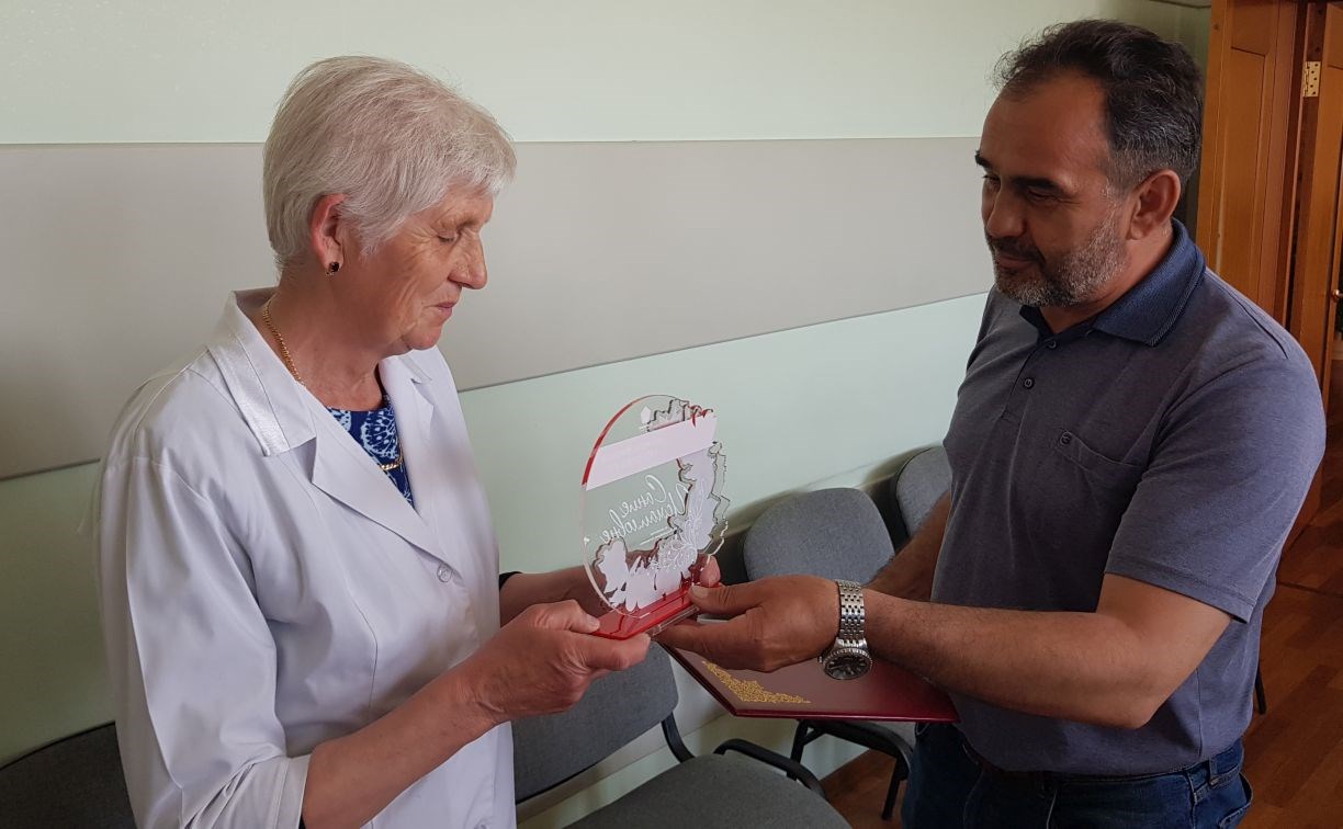Ветеринарный врач сахалинской птицефабрики отметила 70-летний юбилей