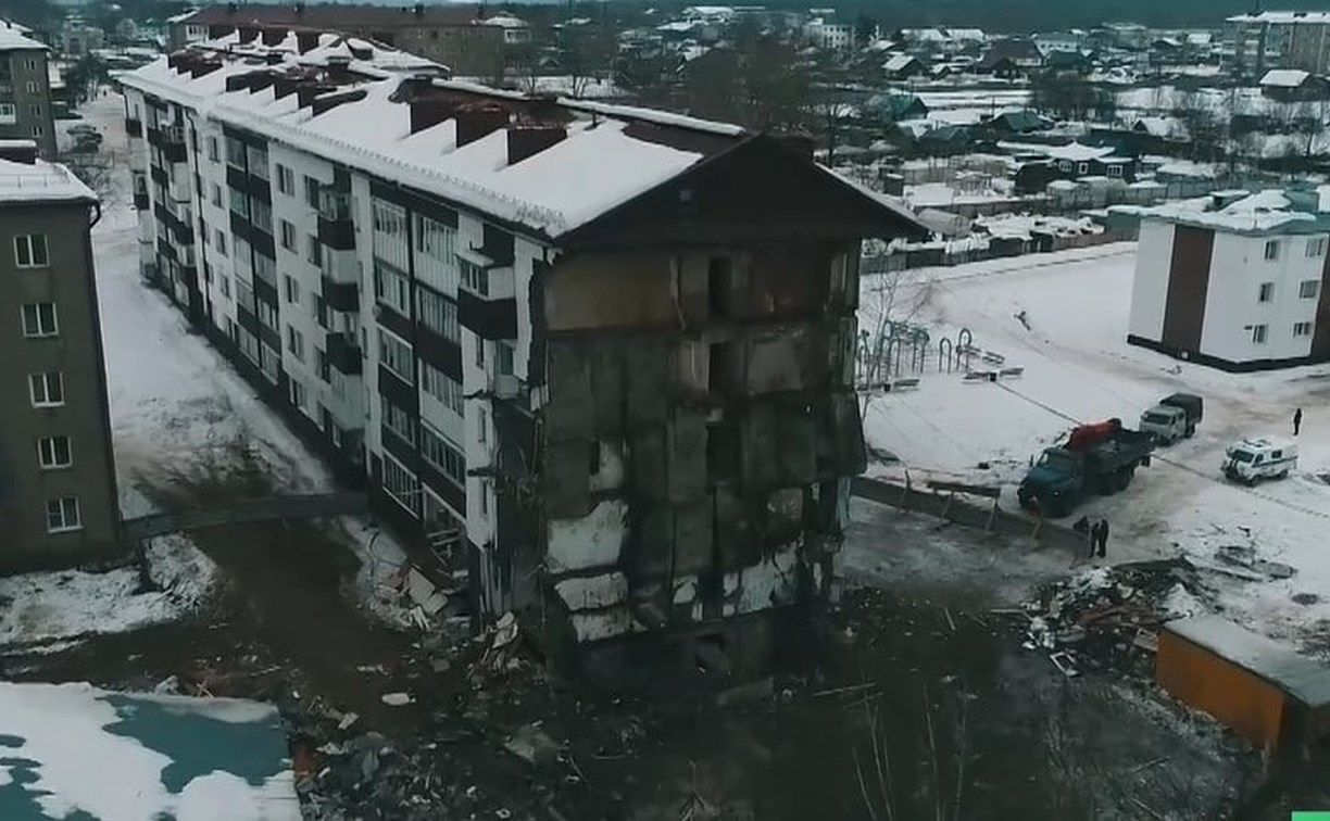 "Конструкции могут обрушиться": сахалинцев не пускают в квартиры подъездов, устоявших после взрыва газа