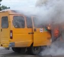 Маршрутный автобус загорелся в Южно-Сахалинске