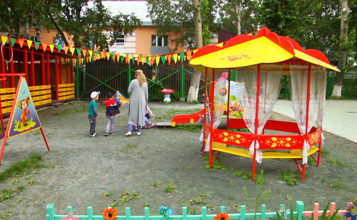 Сахалинским родителям разрешили присутствовать на выпускных в детских садах 