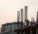 Мигранты в России до сдачи недостроенных многоэтажек специально занимают квартиры