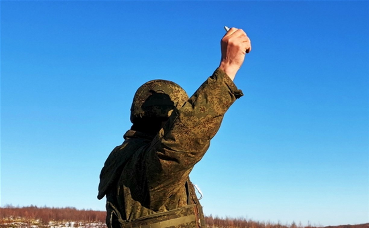 Мобилизованных на Сахалине научили метать ручные гранаты