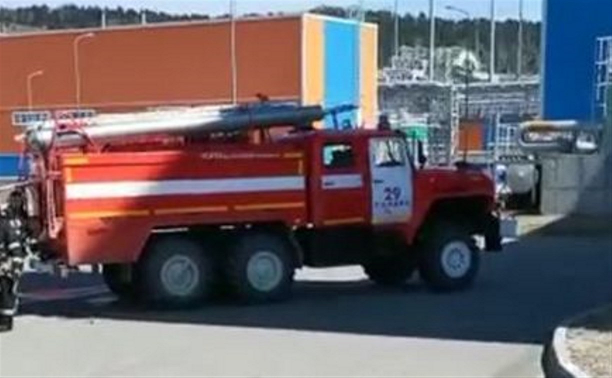 Управление ГО и ЧС на Сахалине переведено в режим повышенной готовности из-за пожара на ГРЭС-2