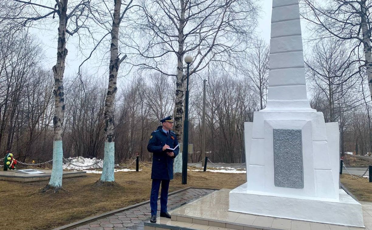 Трещины на Братской могиле советских воинов в Смирных устранили после вмешательства прокуратуры